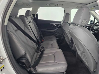 2025 Audi Q7 Premium Plus