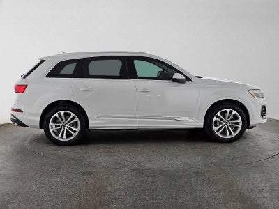 2025 Audi Q7 Premium Plus