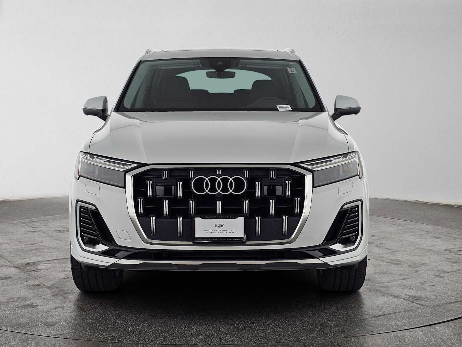 2025 Audi Q7 Premium Plus