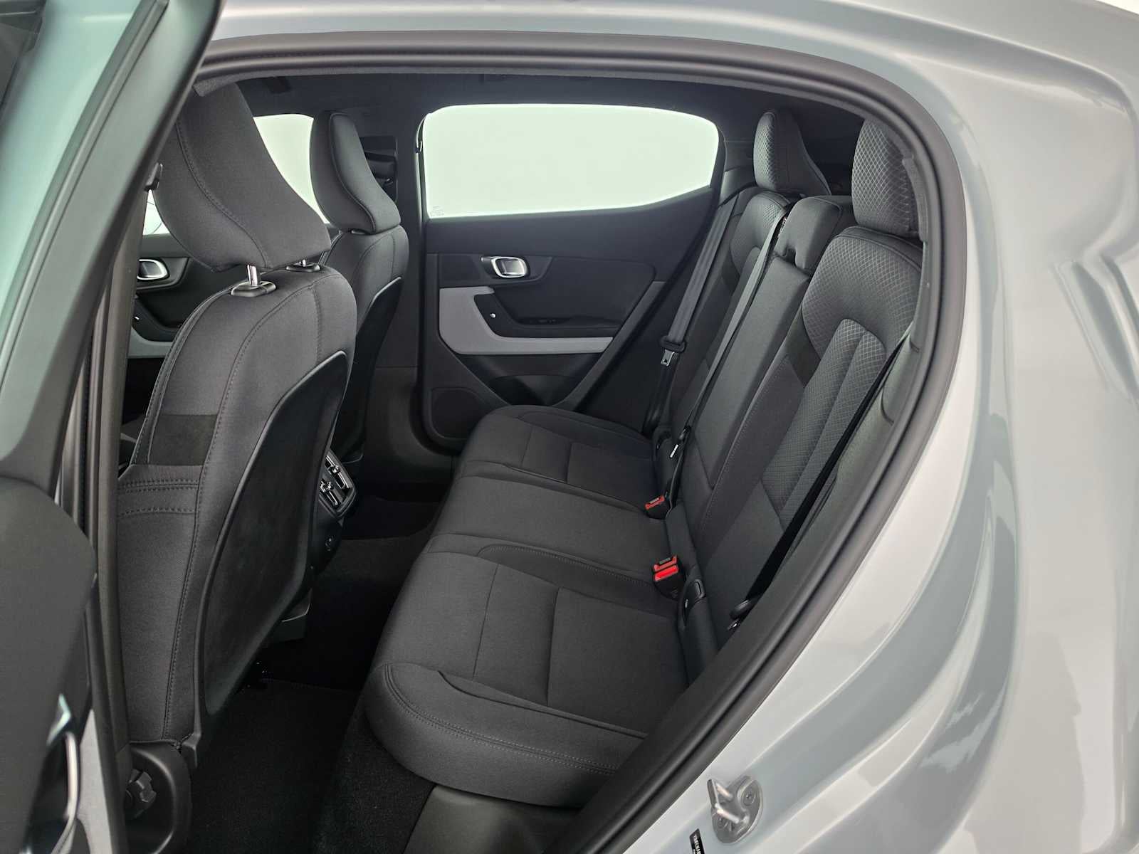 2024 POLESTAR 2 4DR SING MOTR LON