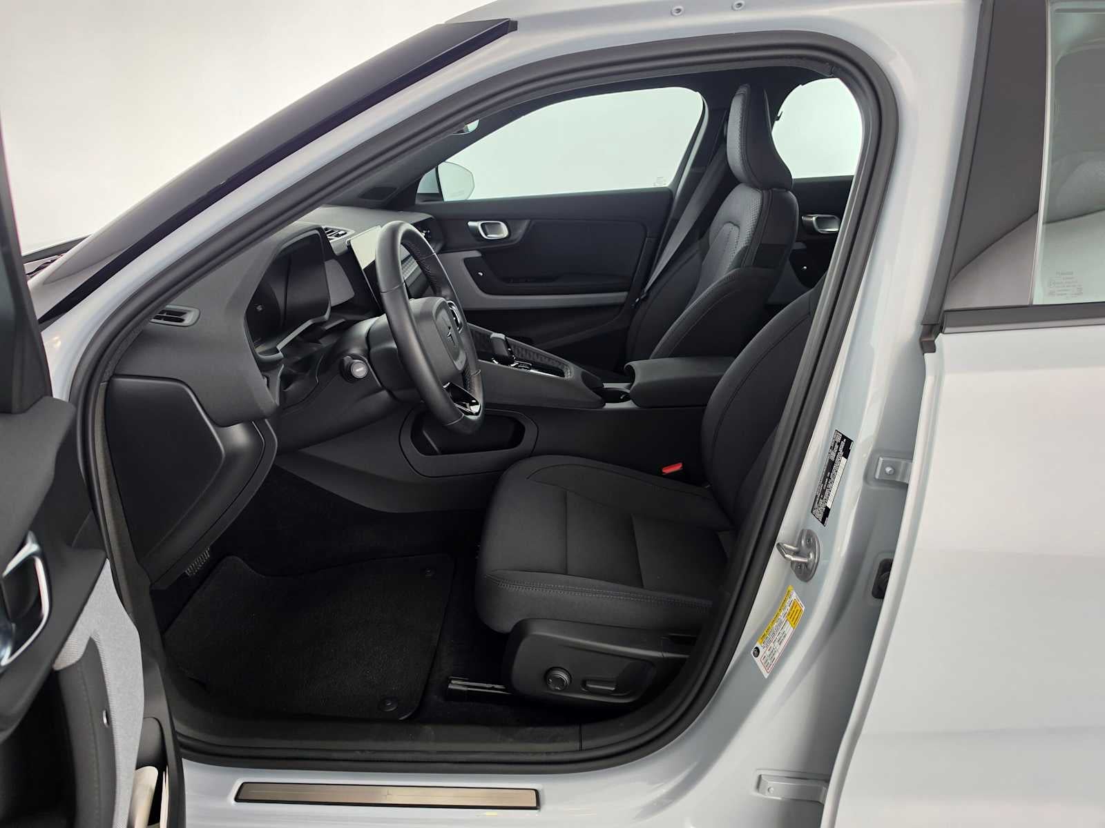 2024 POLESTAR 2 4DR SING MOTR LON