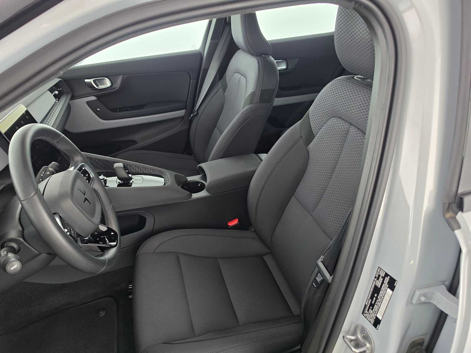 2024 POLESTAR 2 4DR SING MOTR LON