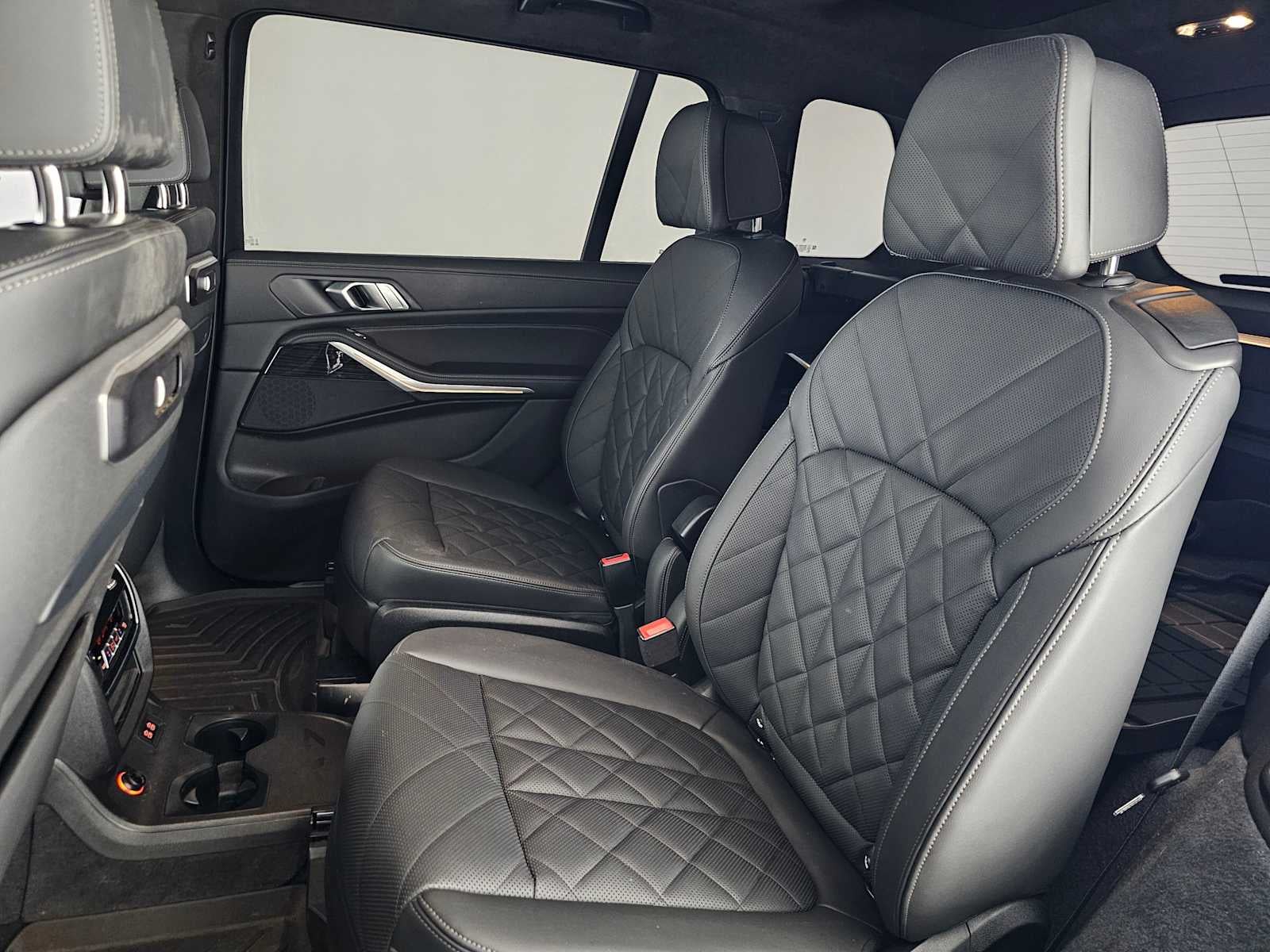 2025 BMW X7 xDrive40i xDrive40i