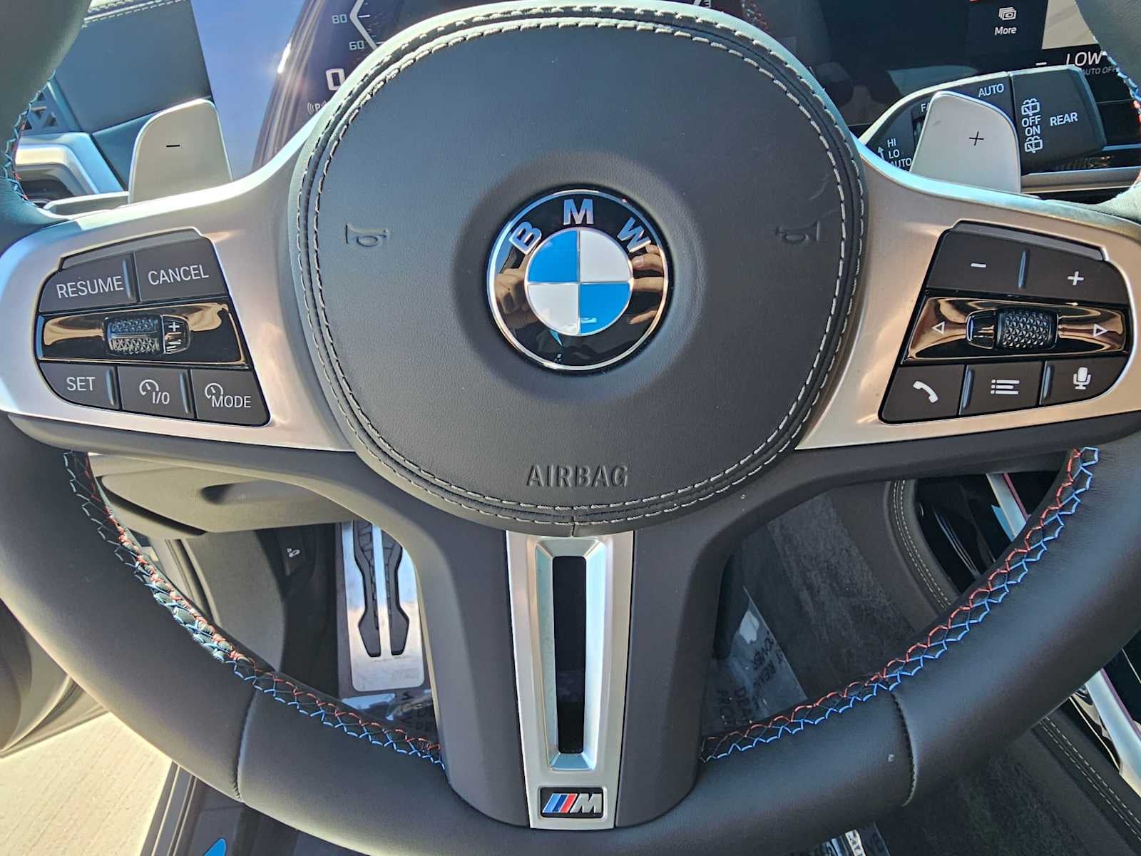 2026 BMW X7 M60i M60i