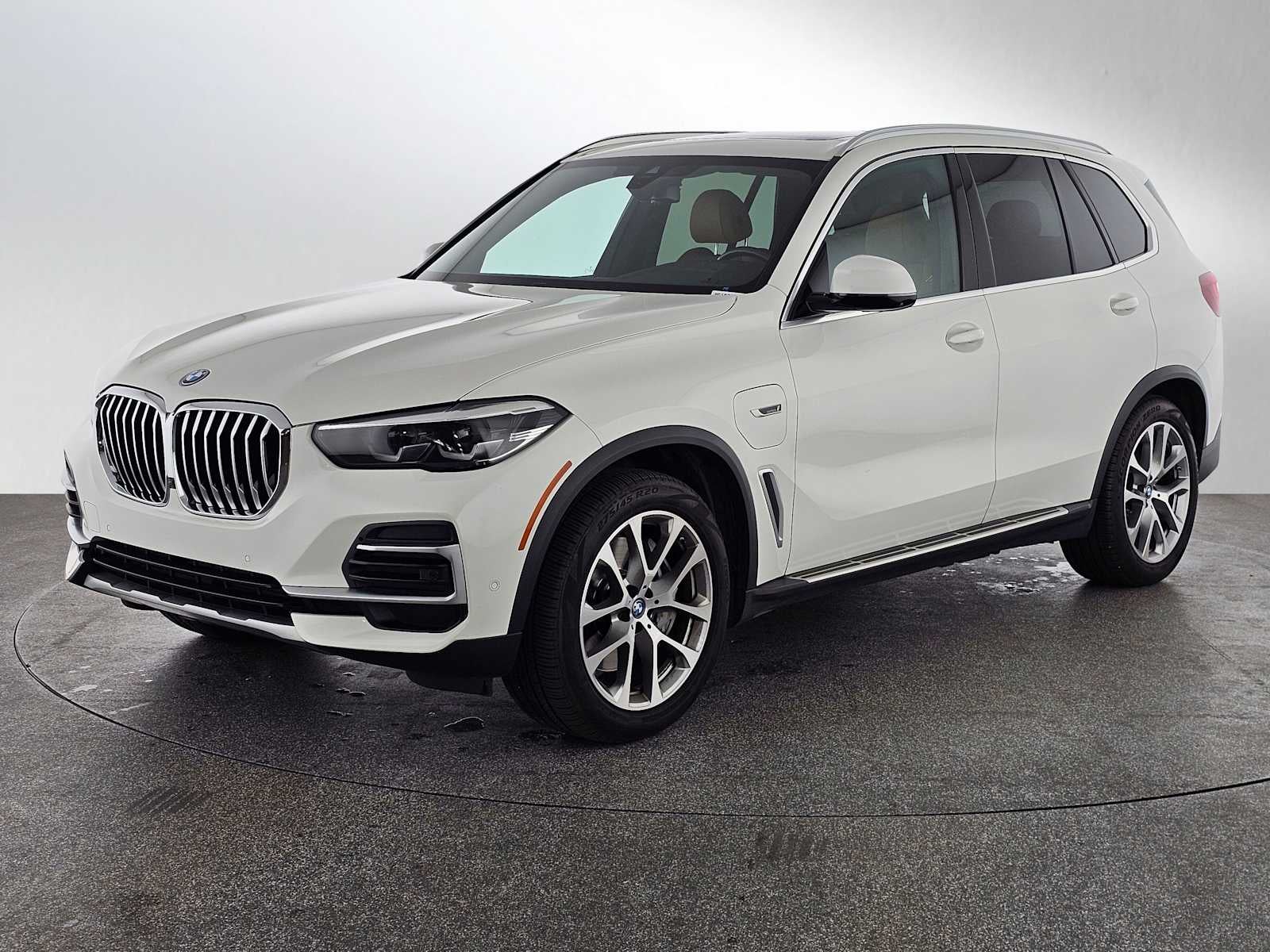 2023 BMW X5 xDrive45e