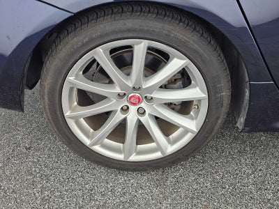 2019 Jaguar XJ XJ R-Sport