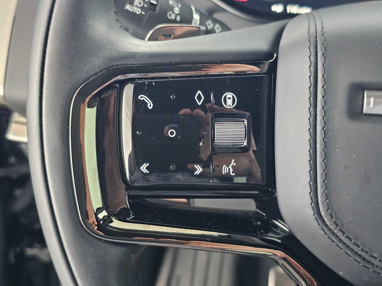 2025 Land Rover Range Rover Sport Dynamic SE