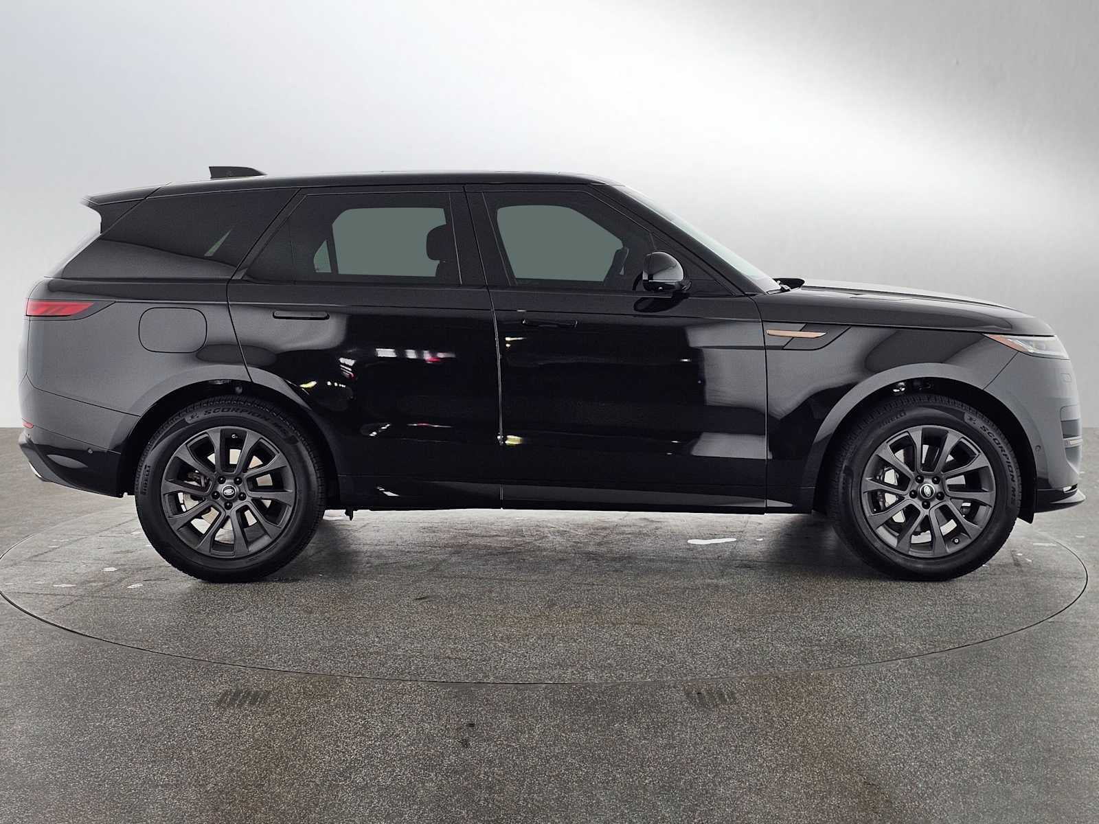 2025 Land Rover Range Rover Sport Dynamic SE