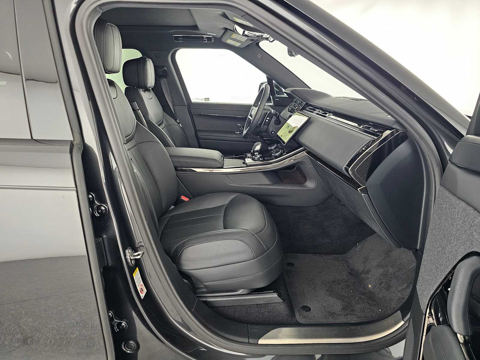 2023 Land Rover Range Rover Sport SE