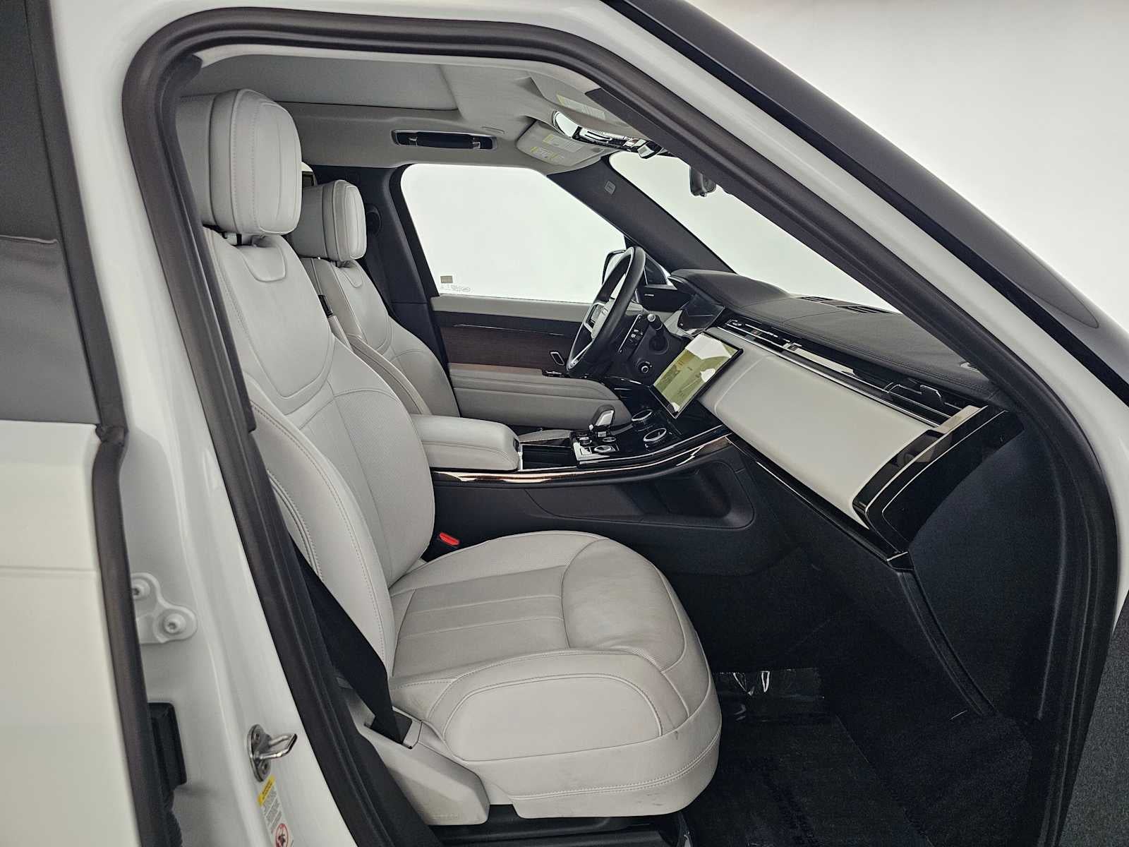 2023 Land Rover Range Rover Sport SE