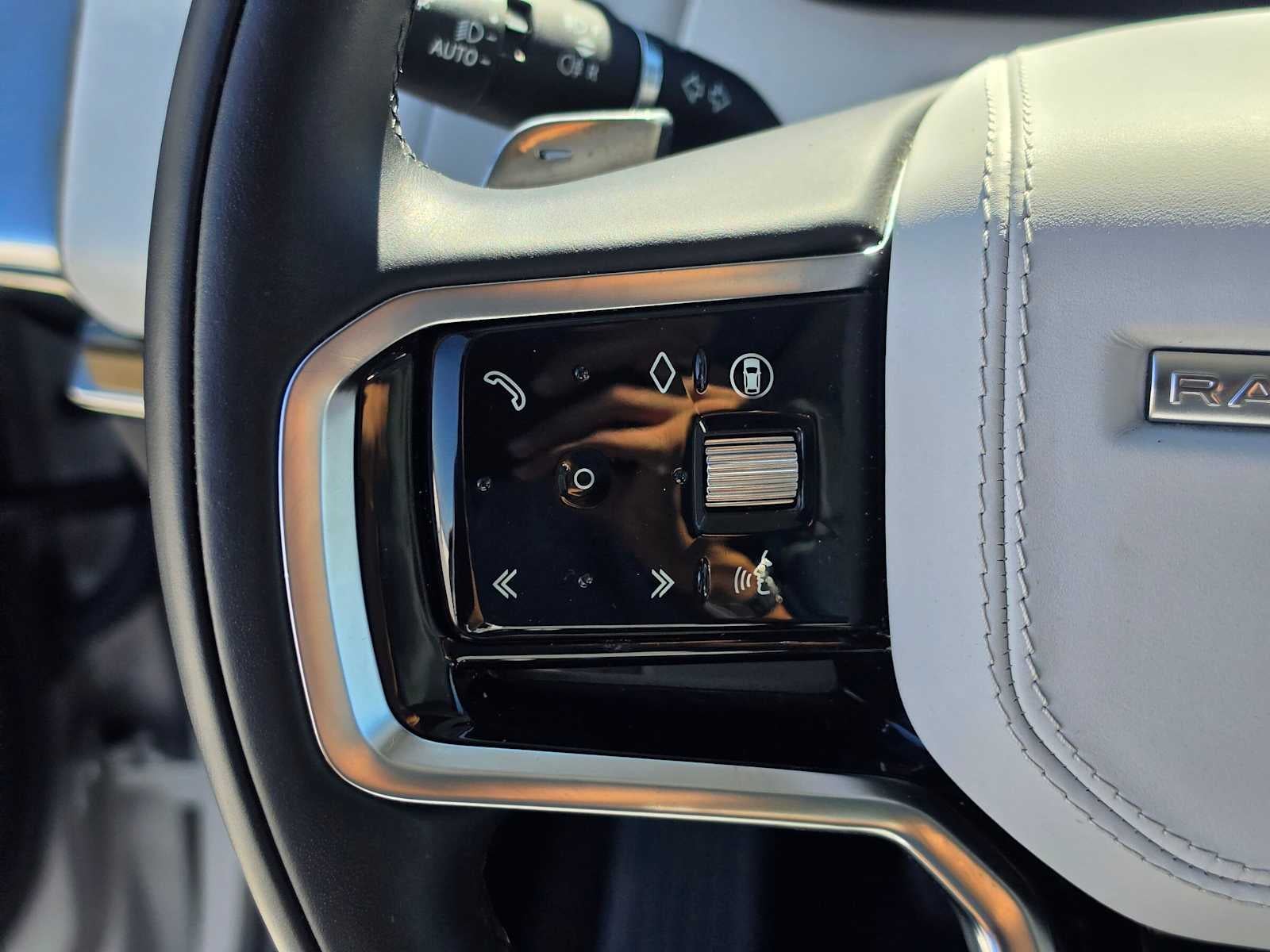 2024 Land Rover Range Rover Sport SE