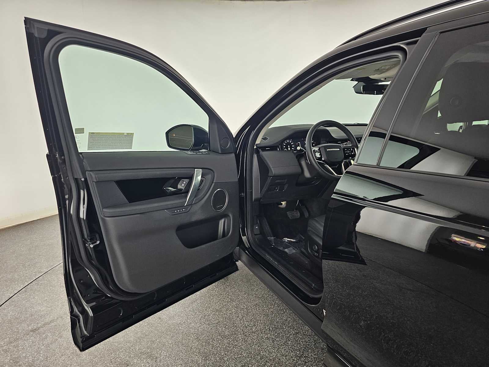 2024 Land Rover Discovery Sport Core S