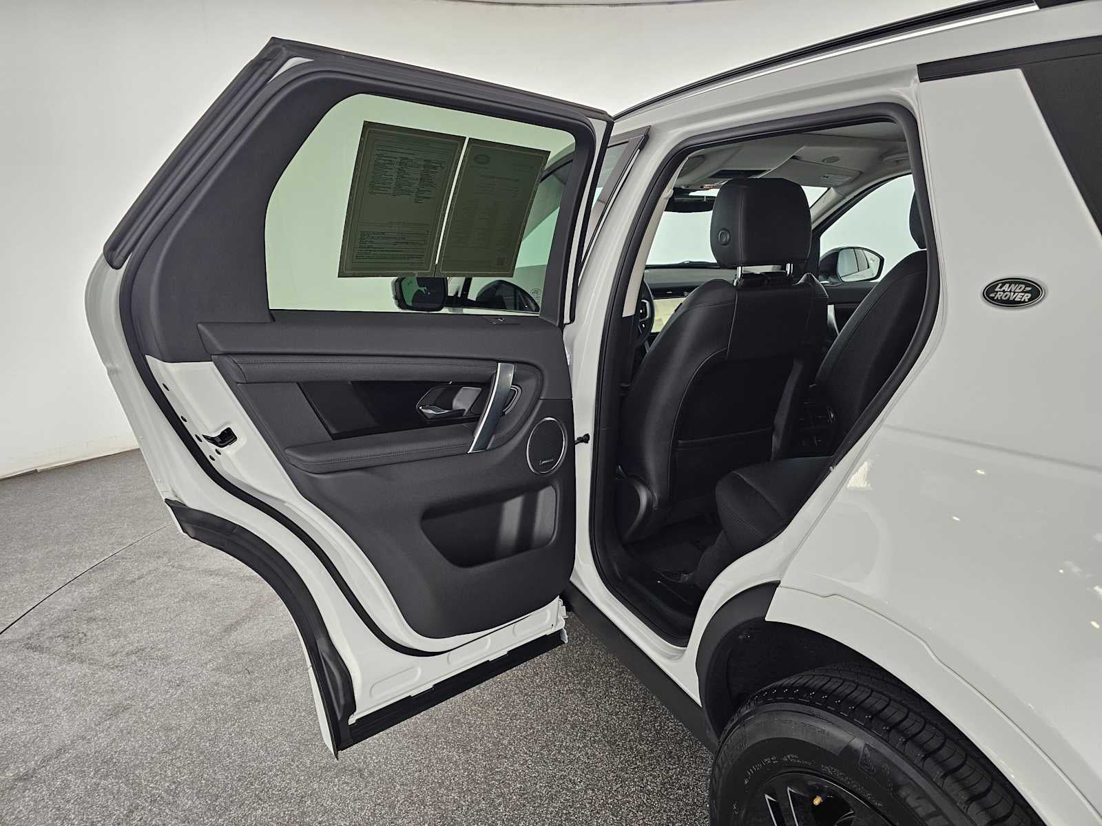 2024 Land Rover Discovery Sport Core S