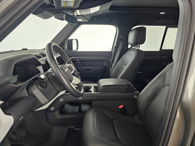 2025 Land Rover Defender X-Dynamic SE