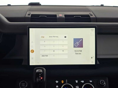 2025 Land Rover Defender X-Dynamic SE