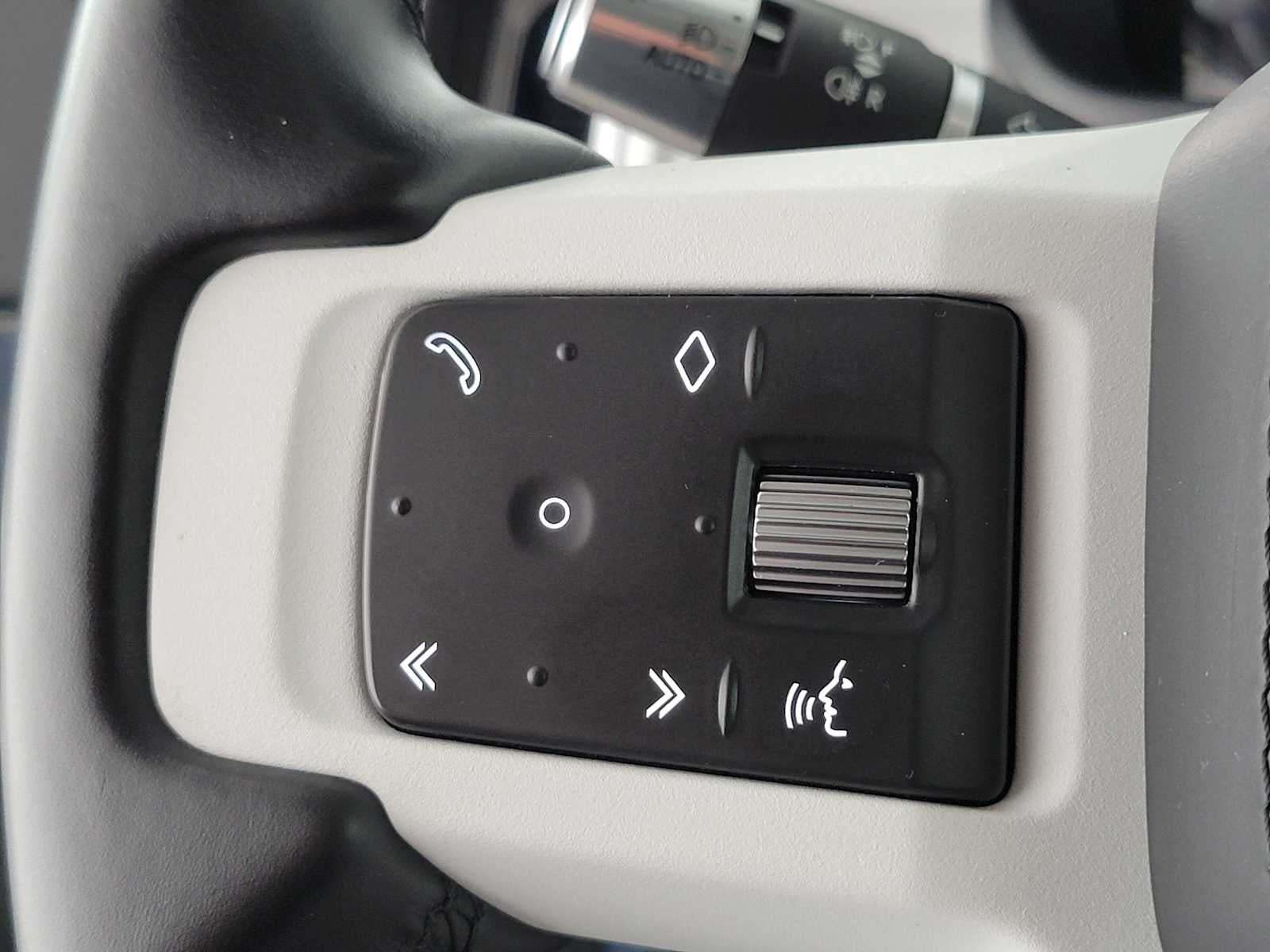 2020 Land Rover Defender HSE