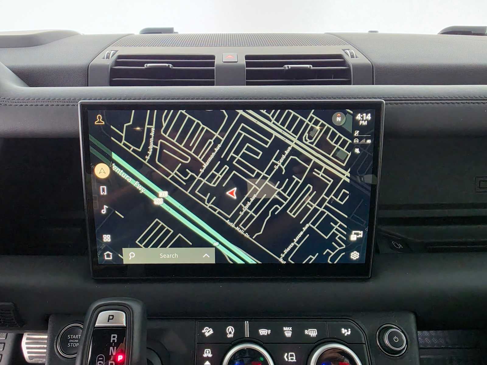 2024 Land Rover Defender V8