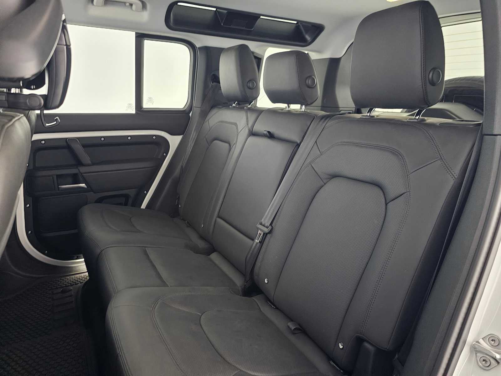 2025 Land Rover Defender S