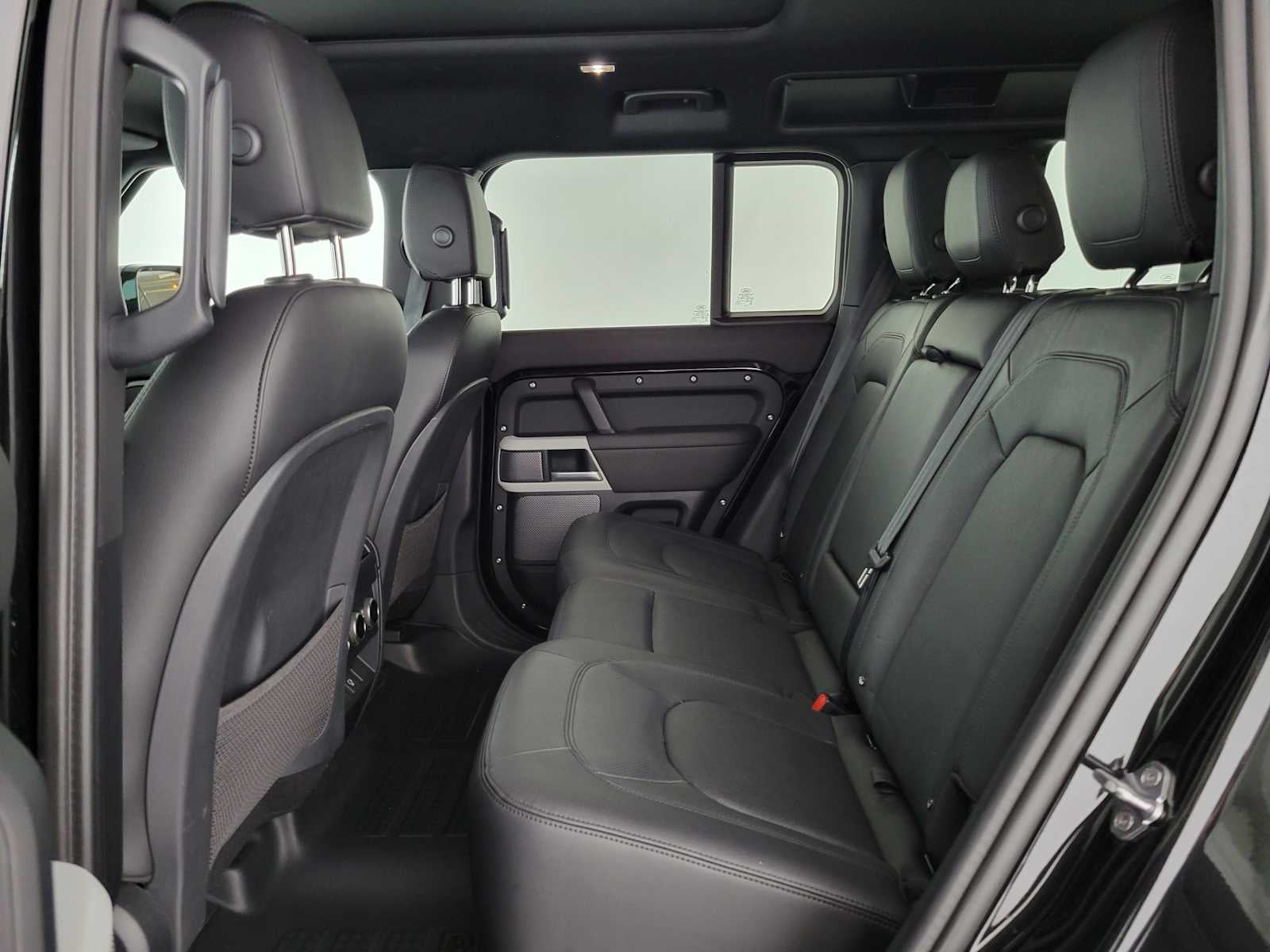 2024 Land Rover Defender S