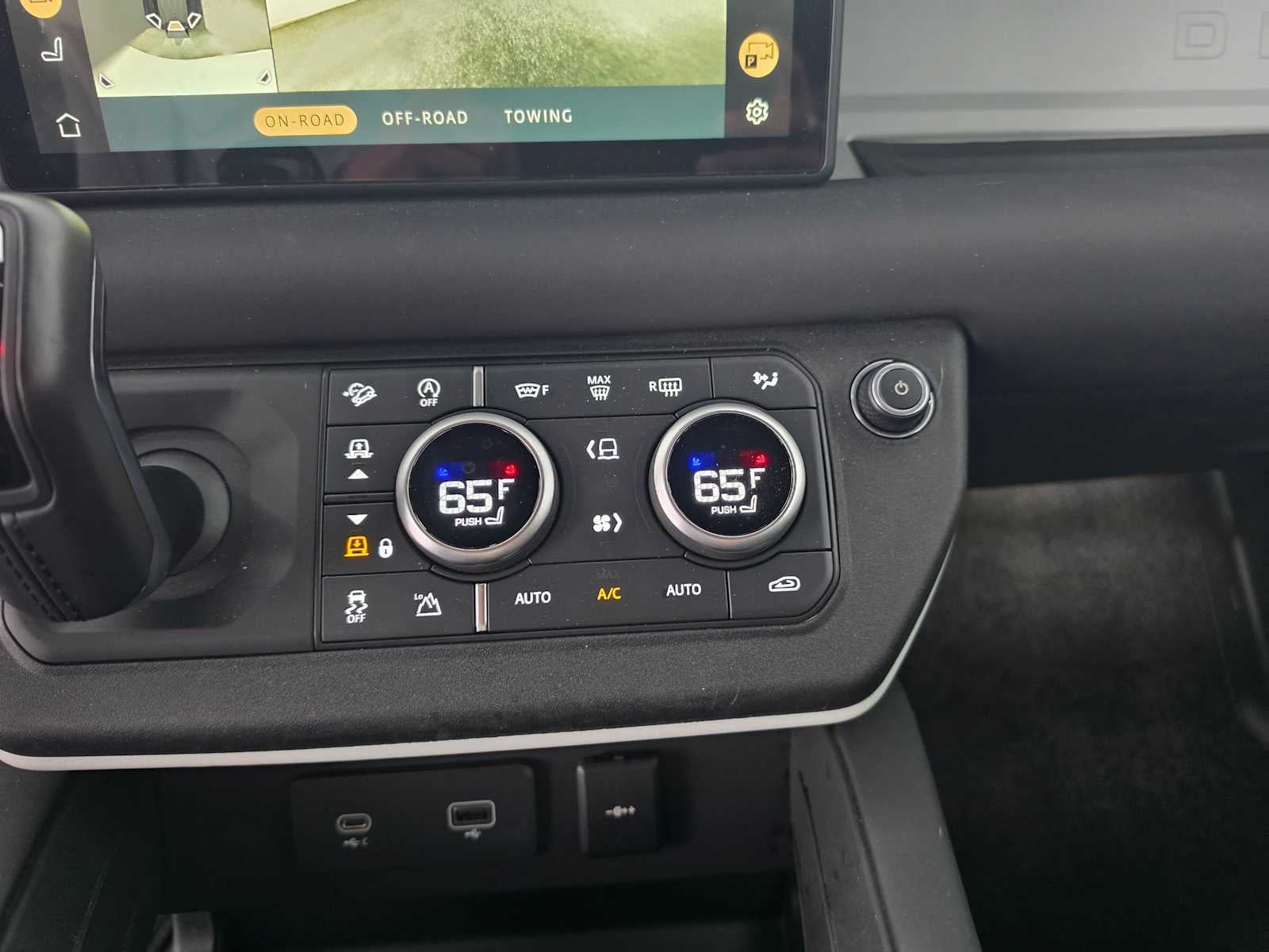 2024 Land Rover Defender S