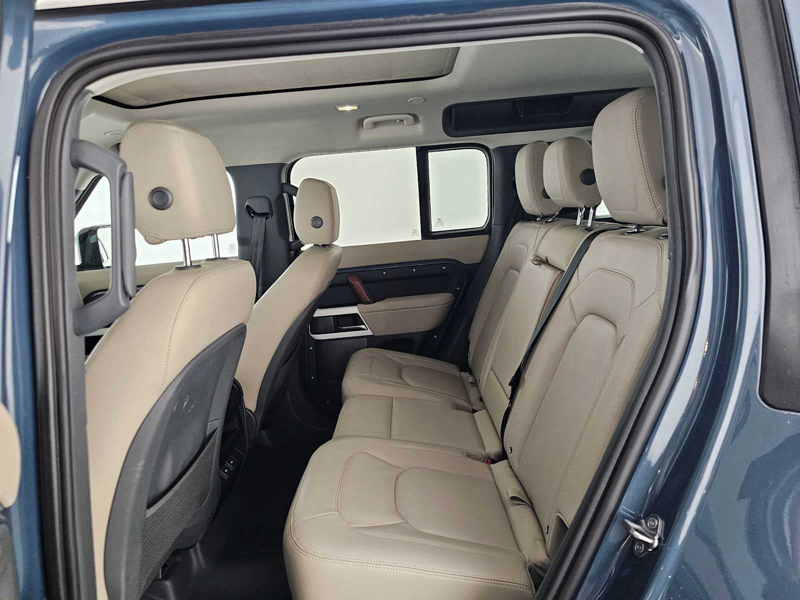 2023 Land Rover Defender S