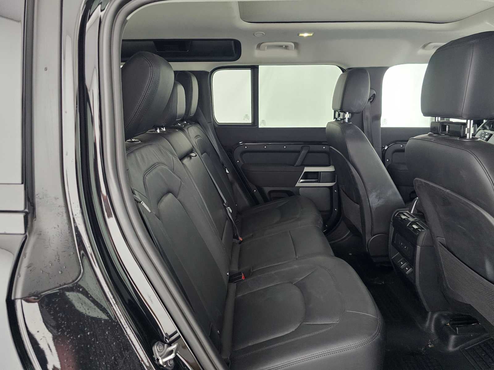 2023 Land Rover Defender S