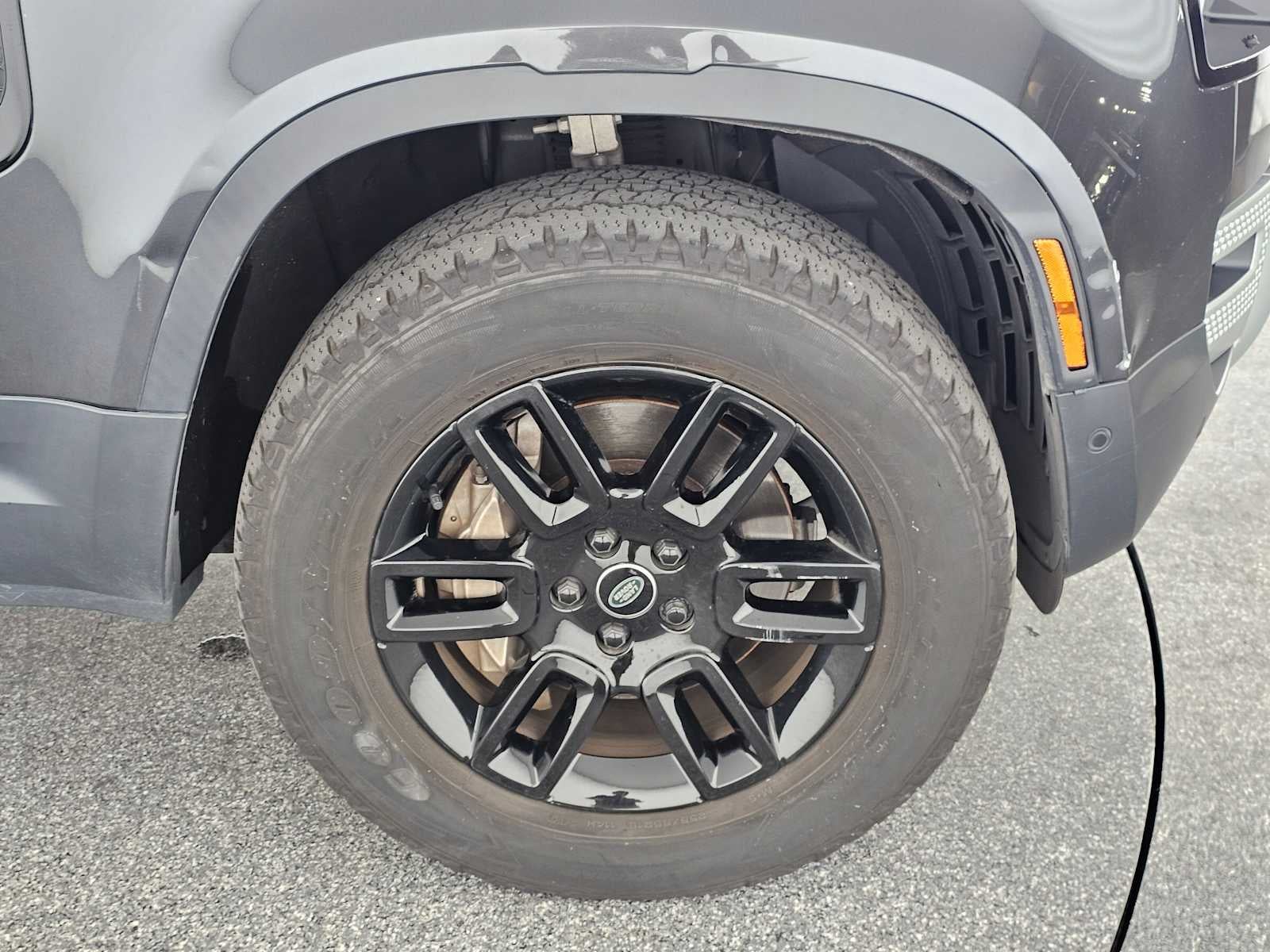 2023 Land Rover Defender S