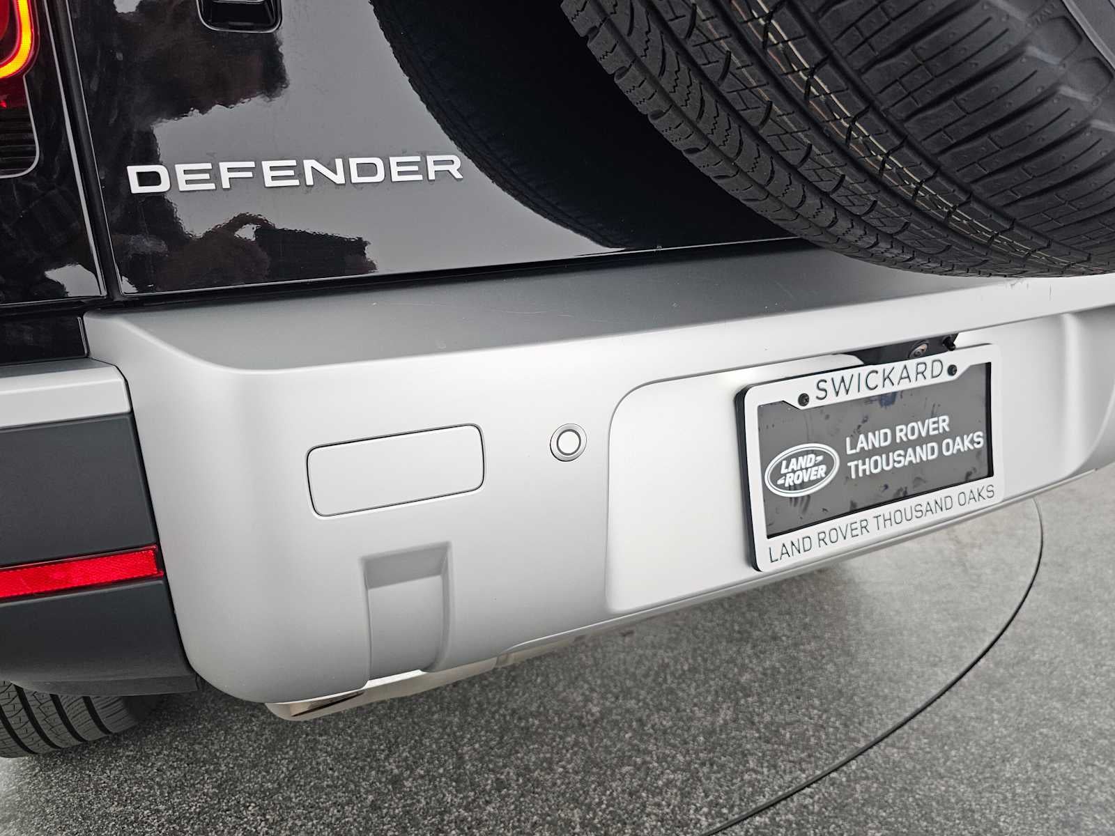 2025 Land Rover Defender S