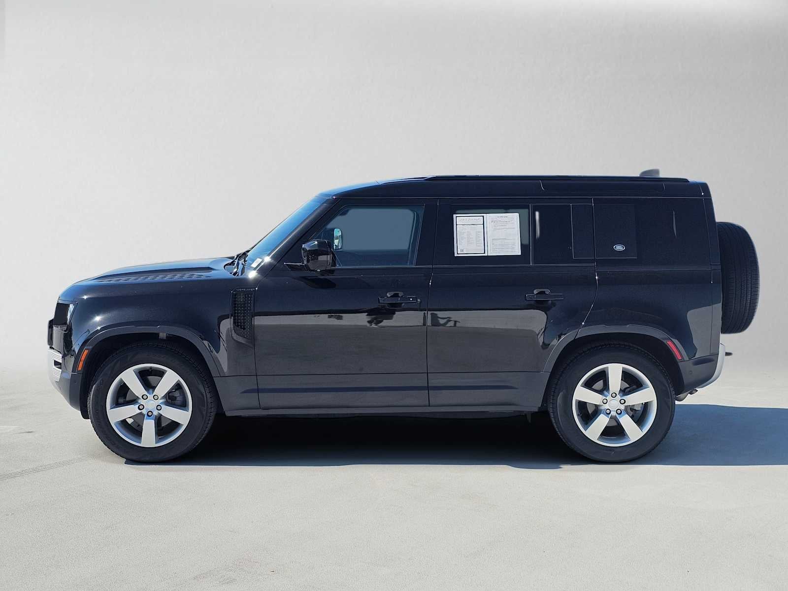 2023 Land Rover Defender 110 AWD