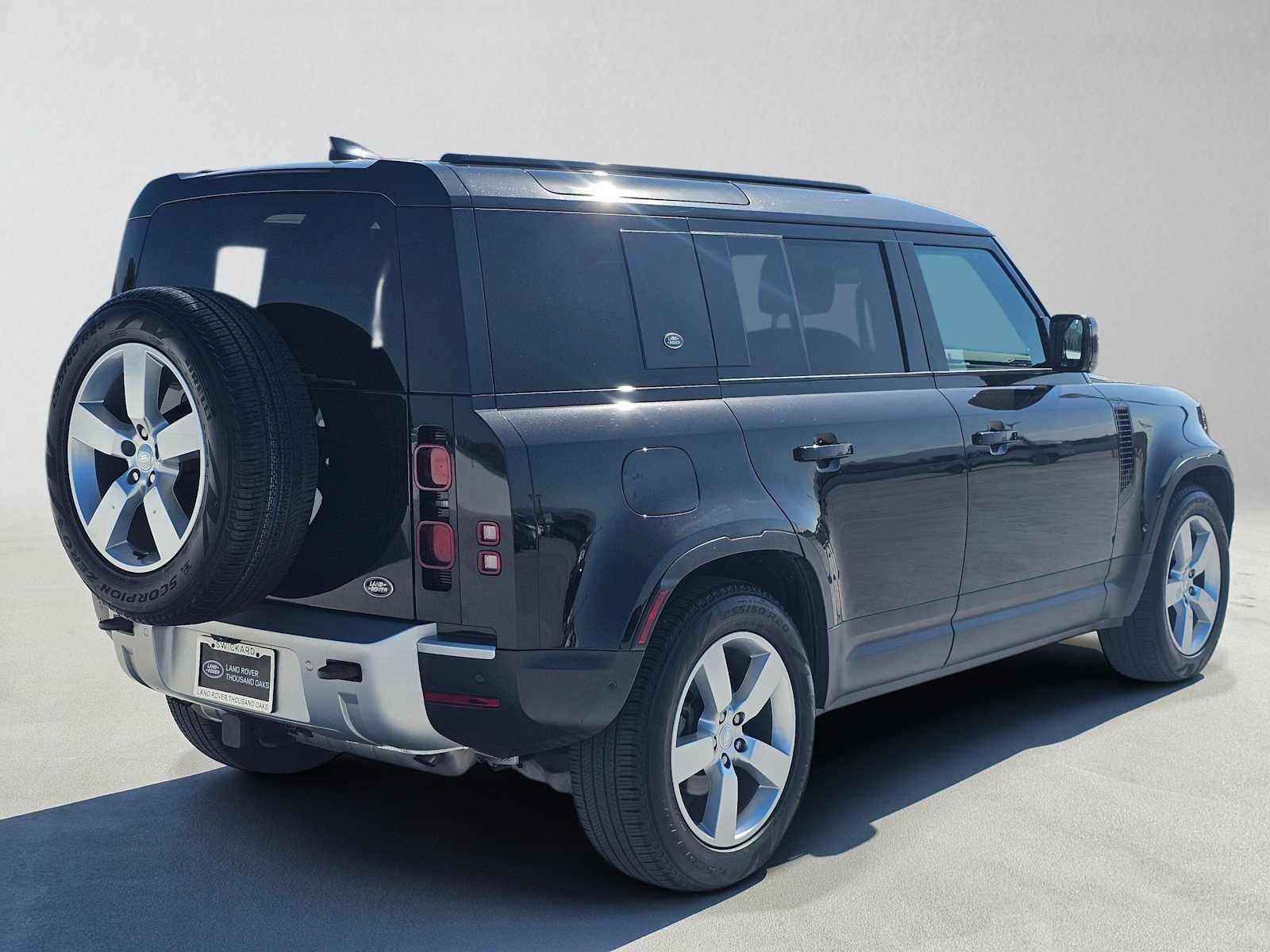 2023 Land Rover Defender 110 AWD