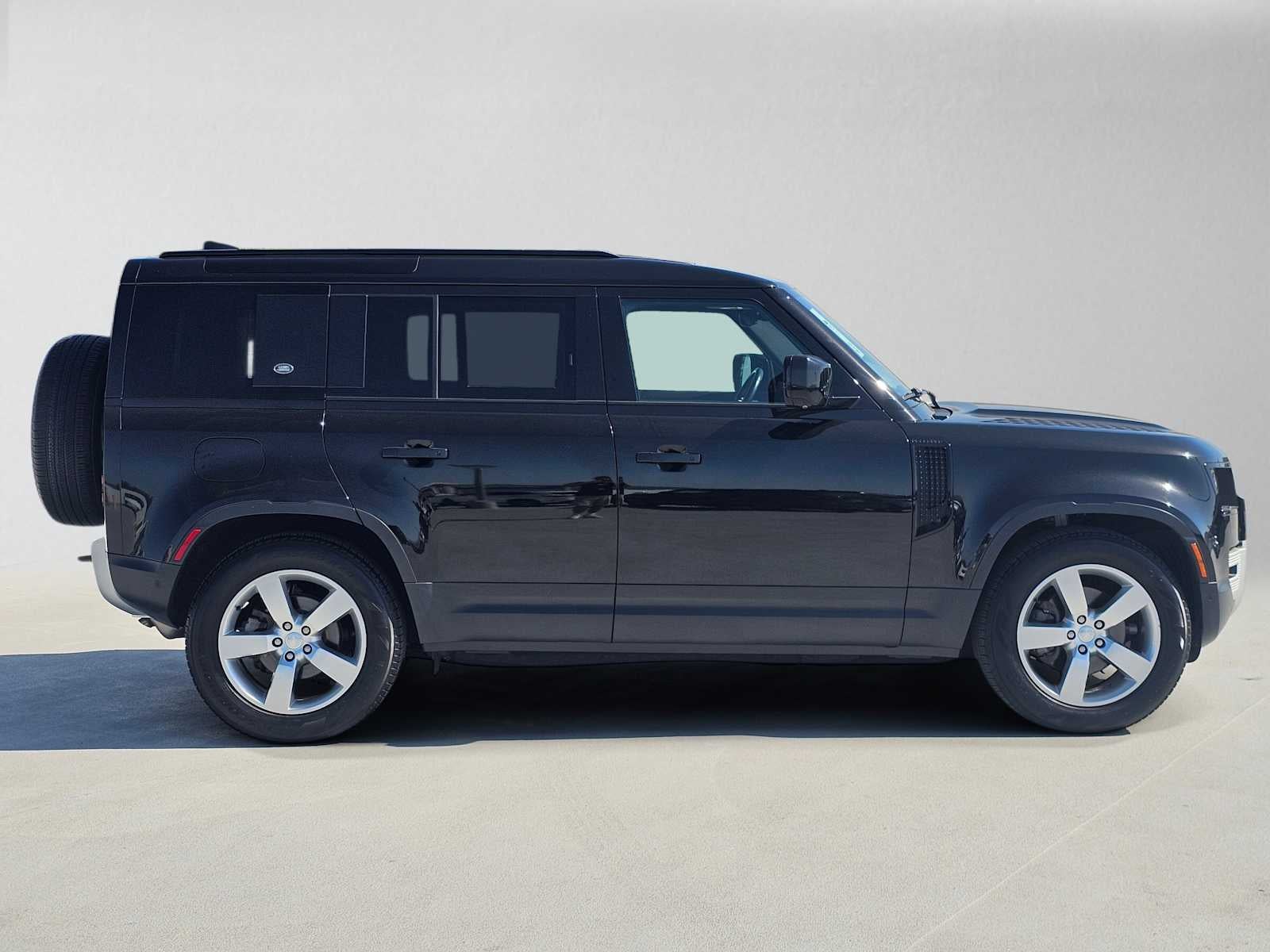 2023 Land Rover Defender 110 AWD
