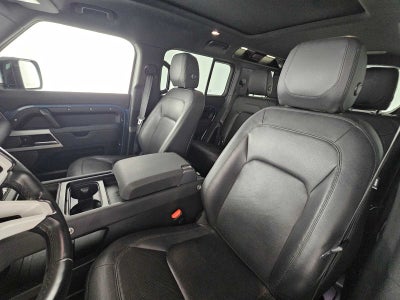 2023 Land Rover Defender SE