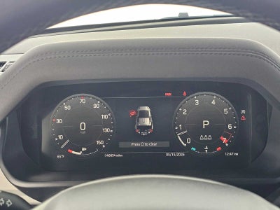 2023 Land Rover Defender SE