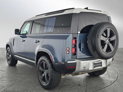 2023 Land Rover Defender SE
