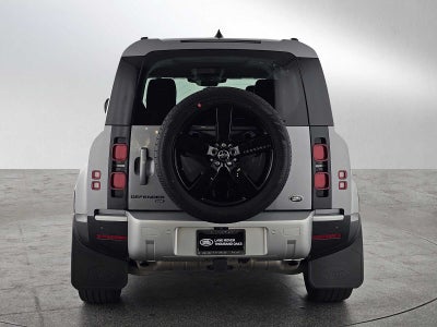 2023 Land Rover Defender SE