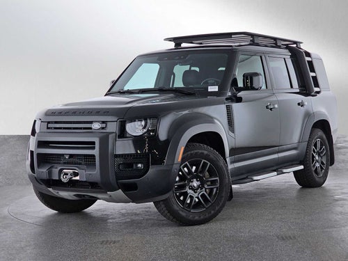 2023 Land Rover Defender SE