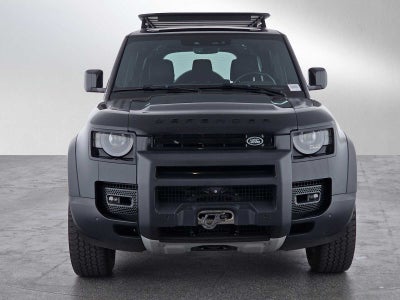 2023 Land Rover Defender SE