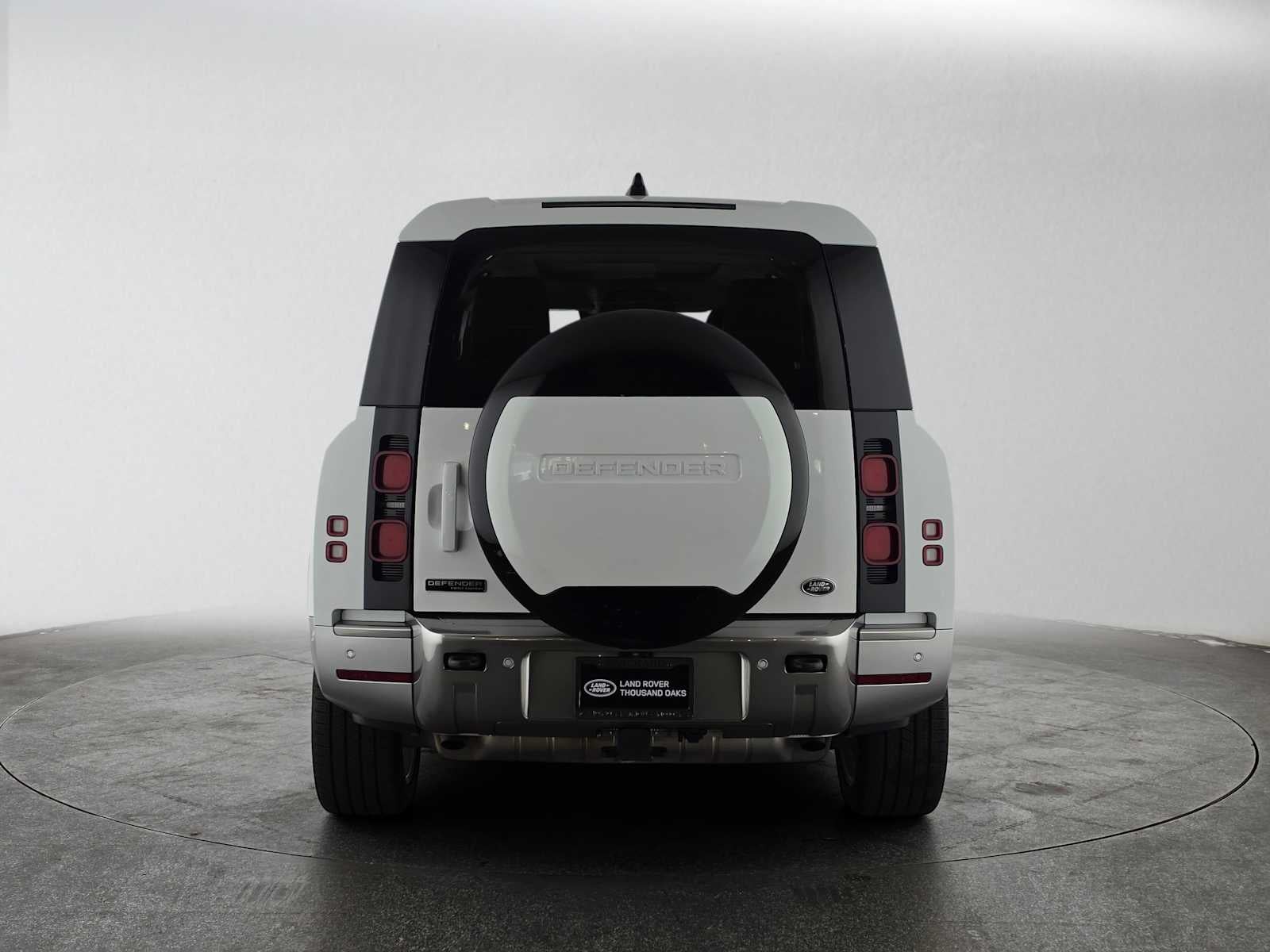 2023 Land Rover Defender First Edition