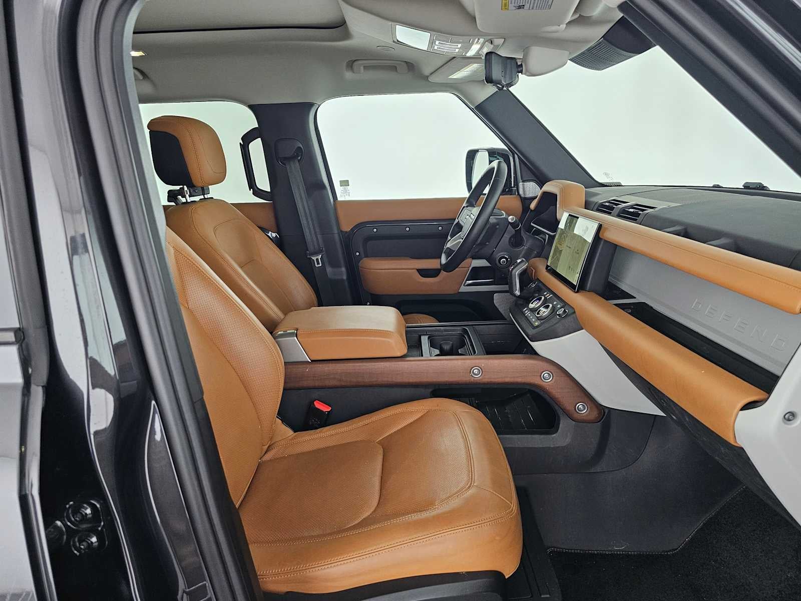 2023 Land Rover Defender First Edition