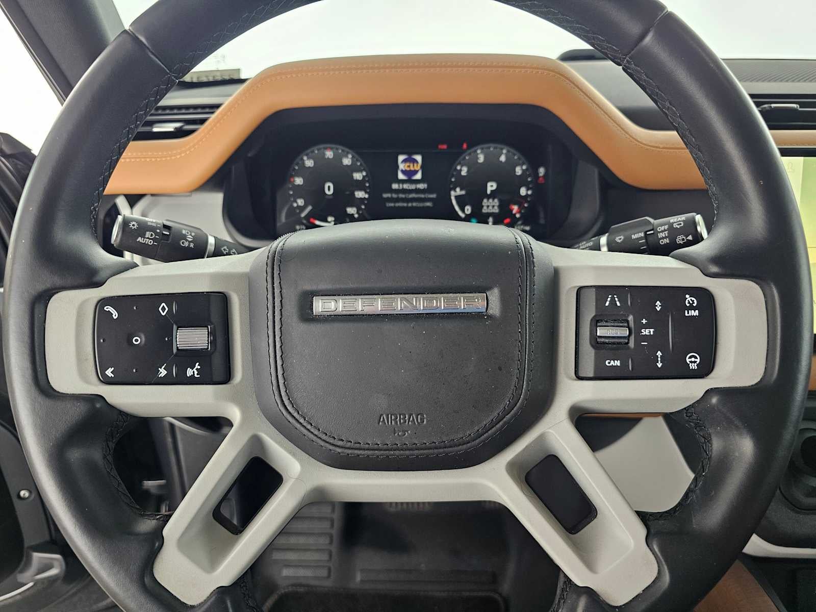 2023 Land Rover Defender First Edition