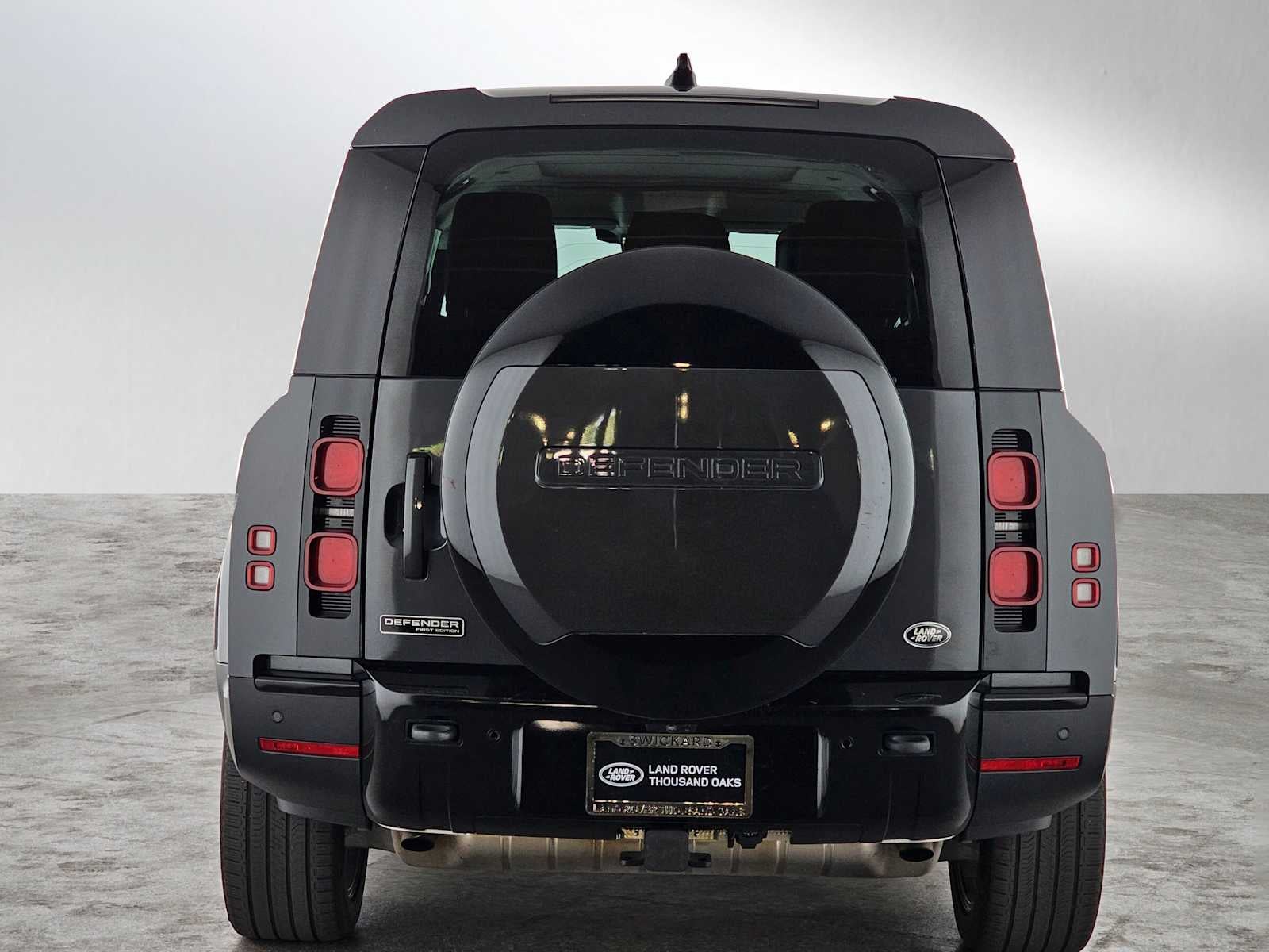 2023 Land Rover Defender First Edition