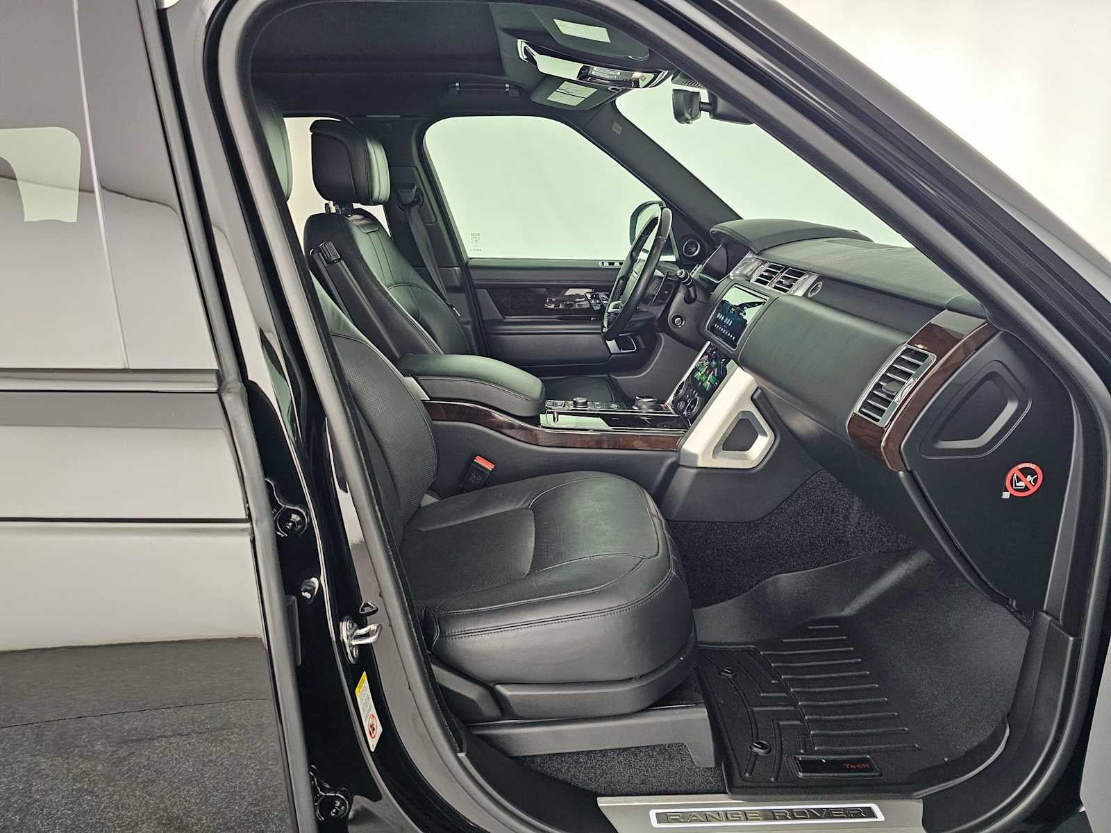 2018 Land Rover Range Rover V8 Supercharged SWB