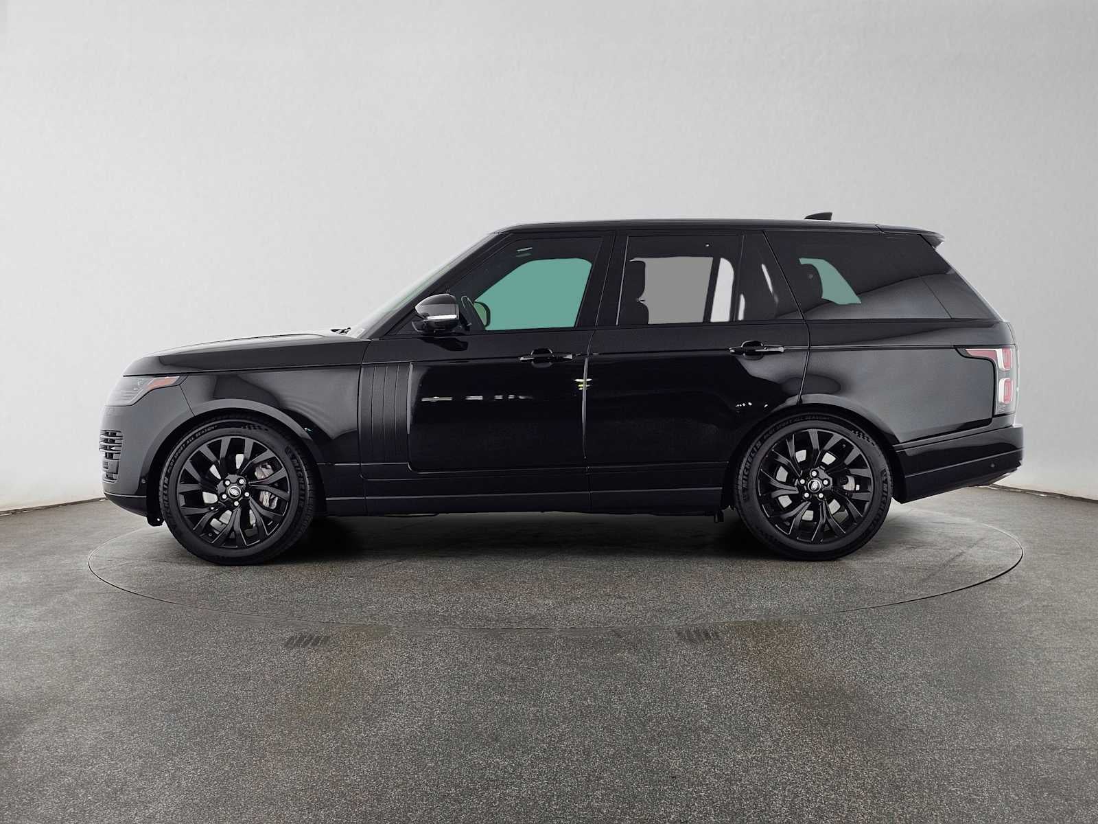2018 Land Rover Range Rover V8 Supercharged SWB