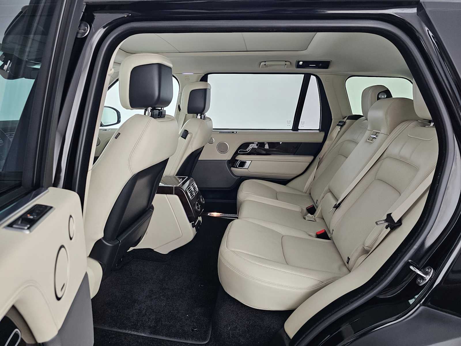 2020 Land Rover Range Rover LWB