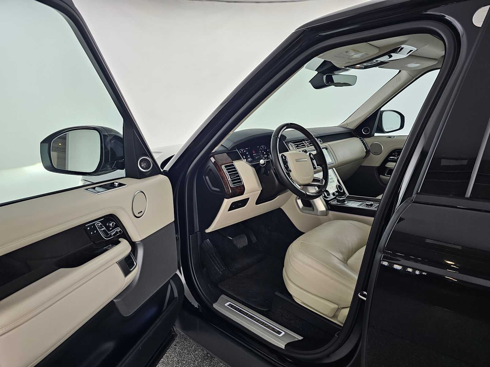 2020 Land Rover Range Rover LWB