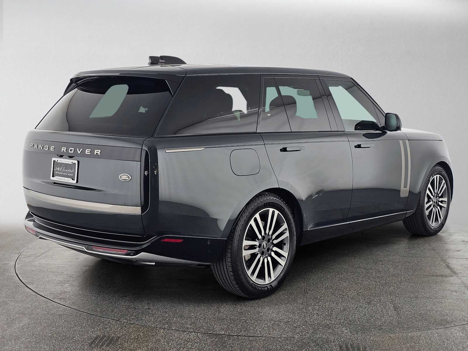 2023 Land Rover Range Rover SE