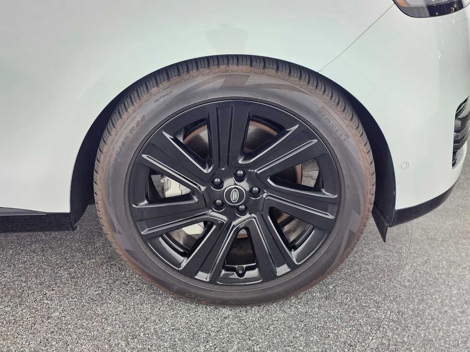 2023 Land Rover Range Rover SE