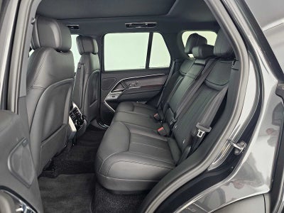 2025 Land Rover Range Rover SE