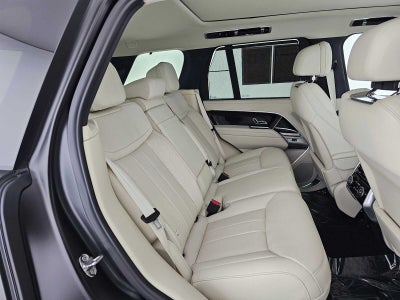 2026 Land Rover Range Rover SE
