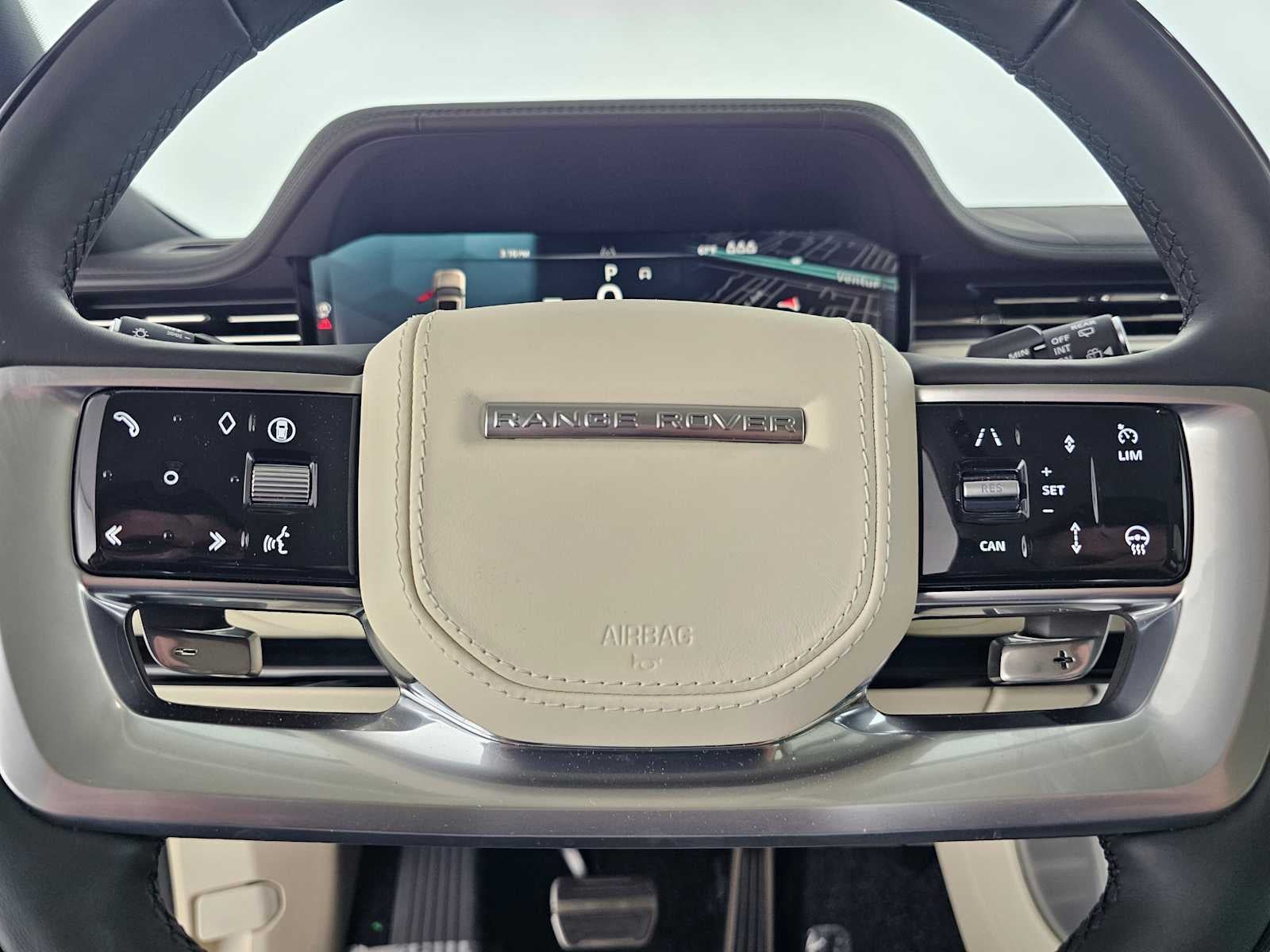 2026 Land Rover Range Rover SE